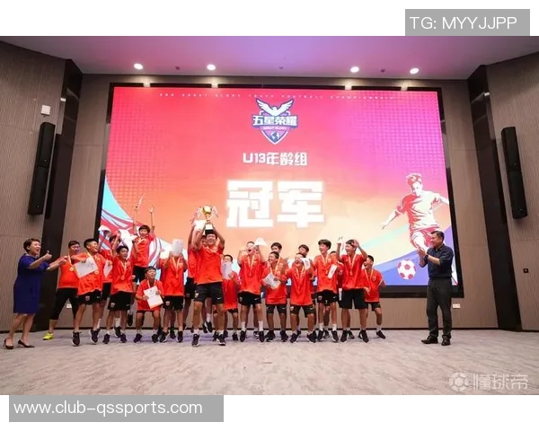 河南省足球赛精彩纷呈各地球队齐聚一堂争夺冠军荣耀 河南省足球赛精彩纷呈各地球队齐聚一堂争夺冠军荣耀