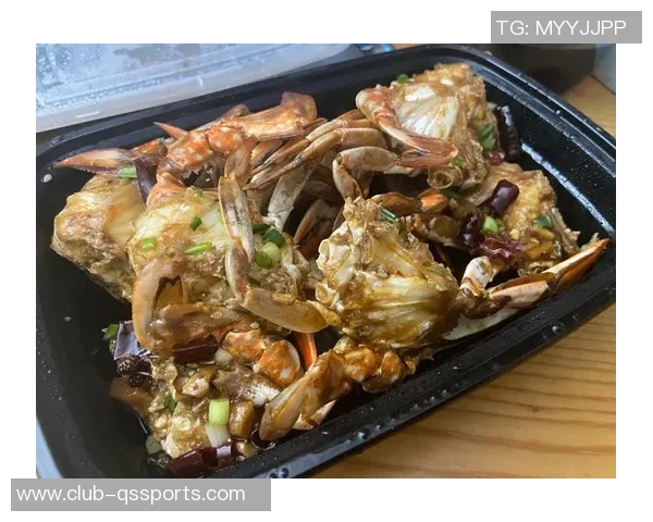 虾蟹足球盛宴：海鲜美味与激情赛事的完美结合