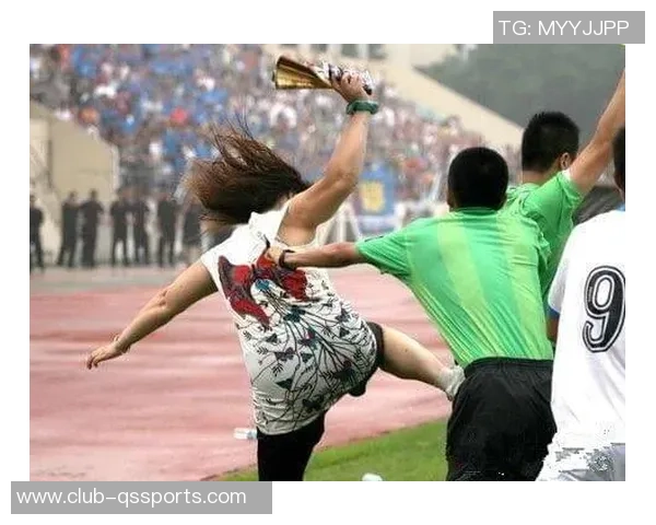 英俄足球流氓的暴力文化与球迷冲突背后的社会根源分析 英俄足球流氓的暴力文化与球迷冲突背后的社会根源分析